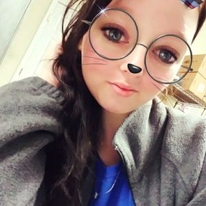 Meet your Posher, Breanna